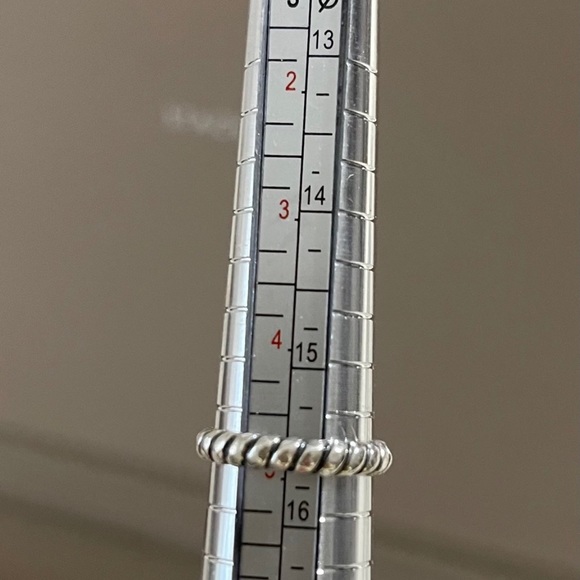 Silpada Stacking Rings Sterling Silver x 4. - Picture 4 of 8